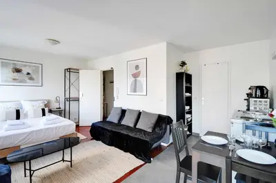 Un ou plusieurs lits dans un hébergement de l'établissement Stunning studio - 2P - La Vilette