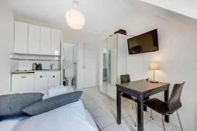 Cuisine ou kitchenette dans l'établissement Paris Marais Rosiers