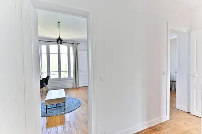 Plan de l'établissement Appartement lumineux - Puteaux - II