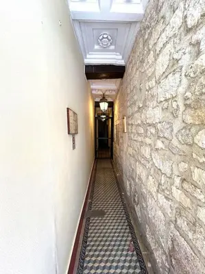 Plan de l'établissement Louvre -Notre Dame 2BD, 2BATH AC