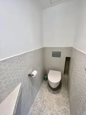 Salle de bains dans l'établissement Very bright newly renovated apt with AC