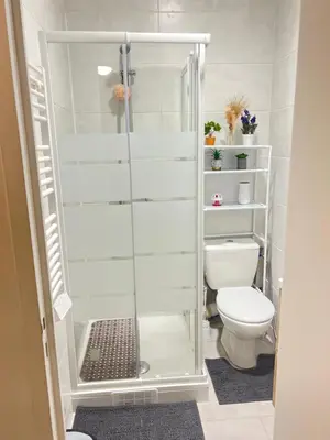 Salle de bains dans l'établissement Paris apertment
