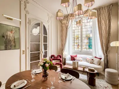 Coin salon dans l'établissement Merveil - Signature Suite-Champs Elysees- Marignan