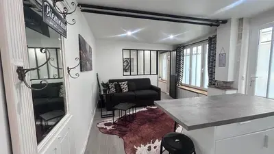Coin salon dans l'établissement Bel Appartement a 5 minutes du Louvre