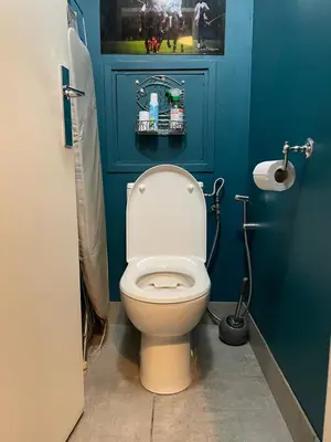 Salle de bains dans l'établissement Chambre et salle d'eau proches du Sacré-Coeur