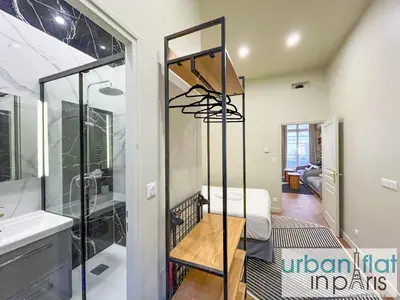 Salle de bains dans l'établissement Urban Flat 188 - Sublime 4 Bedroom Apartment in Paris