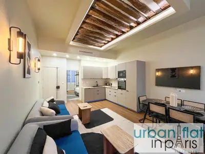 Cuisine ou kitchenette dans l'établissement Urban Flat 188 - Sublime 4 Bedroom Apartment in Paris
