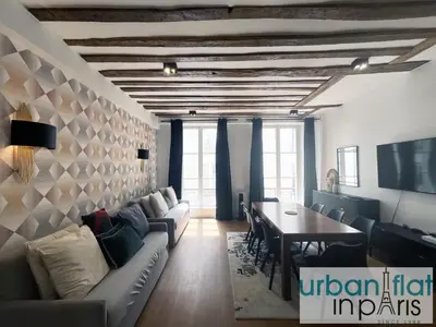 Coin salon dans l'établissement Urban Flat 108 - Stunning 4 BDR Flat in Paris