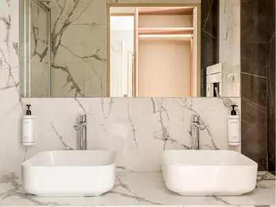 Salle de bains dans l'établissement Merveil - Signature Suite - Marais - Archives II