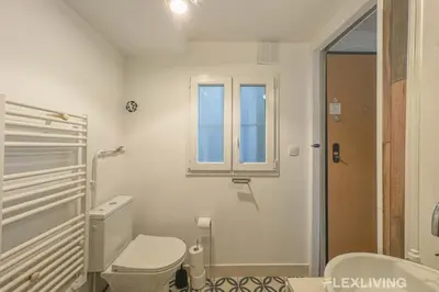 Salle de bains dans l'établissement Flexliving - room - Lune