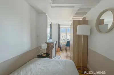 Un ou plusieurs lits dans un hébergement de l'établissement Flexliving - room - Lune