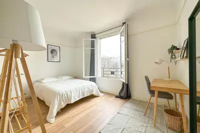 Un ou plusieurs lits dans un hébergement de l'établissement Flexliving - room - Entrepreneur