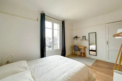 Un ou plusieurs lits dans un hébergement de l'établissement Flexliving - room - Entrepreneur