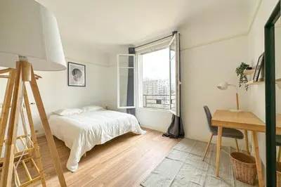 Un ou plusieurs lits dans un hébergement de l'établissement Flexliving - whole flate - Entrepreneur