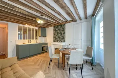 Cuisine ou kitchenette dans l'établissement Flexliving - studio - 3 Portes