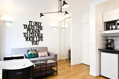 Cuisine ou kitchenette dans l'établissement Bluestay 274 - Charmant Appartement à Paris