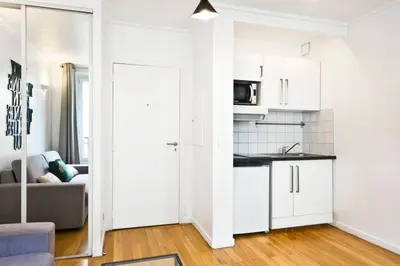 Cuisine ou kitchenette dans l'établissement Bluestay 274 - Charmant Appartement à Paris
