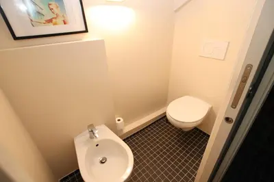 Salle de bains dans l'établissement Orsay Invalides - Lille 1bdr by B'Your Home