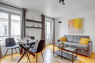 Coin salon dans l'établissement Bluestay 237 - Superbe Appartement à Paris