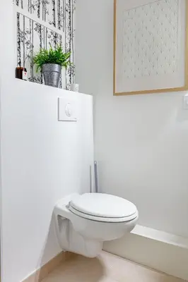Salle de bains dans l'établissement Refuge Naturel au Cœur des Docks by So Homy - 1 Bed Room 4 PAX