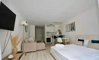 Télévision ou salle de divertissement dans l'établissement Studio Trocadero - Sablons
