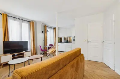 Télévision ou salle de divertissement dans l'établissement Bluestay 114 : Superbe appartement à Bastille