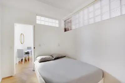 Un ou plusieurs lits dans un hébergement de l'établissement Flex Living - whole house - Claude Bernard