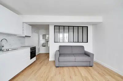 Cuisine ou kitchenette dans l'établissement Flexliving - Studio - Saint Antoine