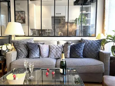 Coin salon dans l'établissement Nid douillet au cœur de Paris