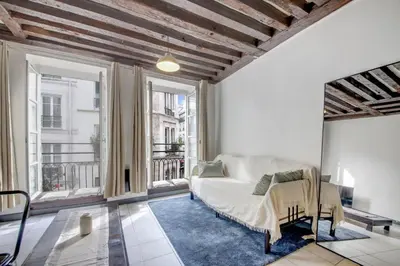 Coin salon dans l'établissement Paris Marais Lombards