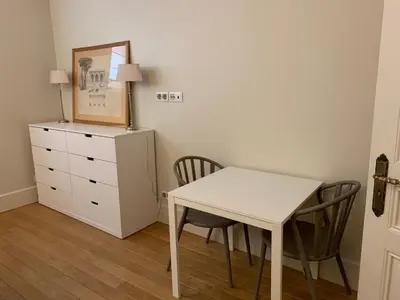 Plan de l'établissement Appartement Tour Eiffel Invalides 7e G