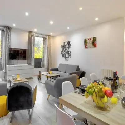 Bluestay 149 - Spacieux appartement Paris centre