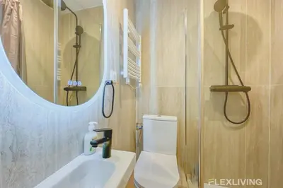 Salle de bains dans l'établissement Flexliving - room - Neuilly-sur-Seine