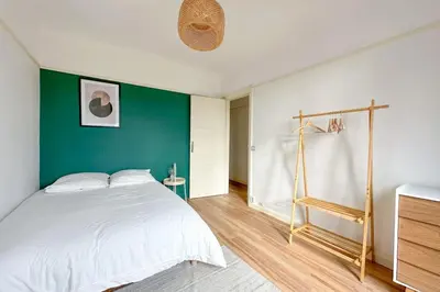Un ou plusieurs lits dans un hébergement de l'établissement Flexliving - room - Entrepreneur