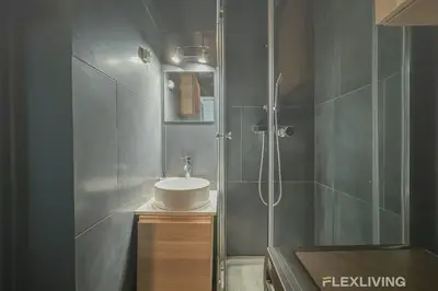 Salle de bains dans l'établissement Flexliving - room - Felix Faure
