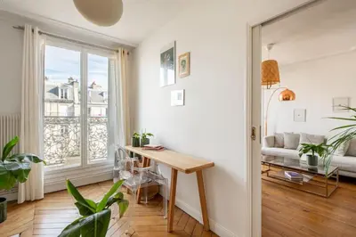 Coin salon dans l'établissement Le voltaire