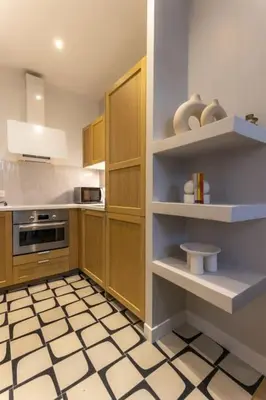 Cuisine ou kitchenette dans l'établissement New 1 bedroom - Jardin des Plantes-Gobelins- 5ème