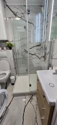 Salle de bains dans l'établissement Studio d'architecte en plein cœur de Paris 7ème arrondissement
