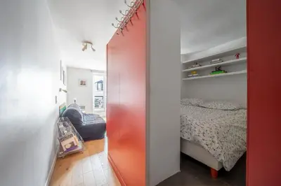 Un ou plusieurs lits dans un hébergement de l'établissement Appartement confortable centre de Paris