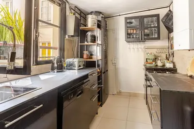 Cuisine ou kitchenette dans l'établissement Miro Mirage