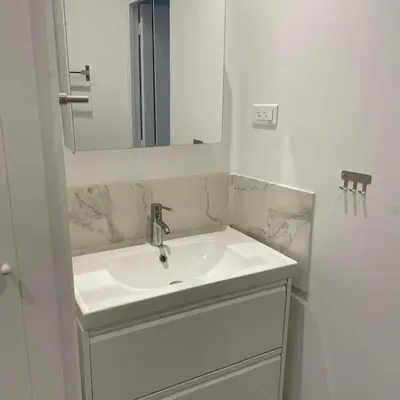Salle de bains dans l'établissement Apartment 85m2 Paris Center Republique 2 BR-4P