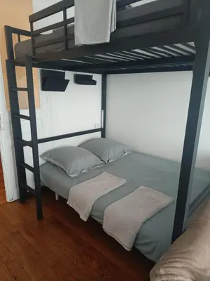 Plan de l'établissement Chambres privées dans un appartement de 2 pièces à Paris 13e