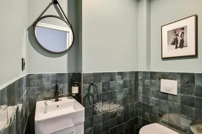 Salle de bains dans l'établissement Bluestay 9 - Charmant appartement à Paris 11