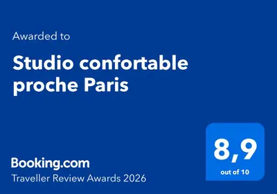 Certificat, récompense, panneau ou autre document affiché dans l'établissement Studio confortable proche Paris