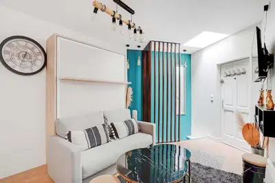 Coin salon dans l'établissement Cosy Apt - 2P - République - Marais
