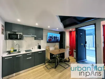 Cuisine ou kitchenette dans l'établissement Urban Flat 179 - Pretty Loft Montorgueil