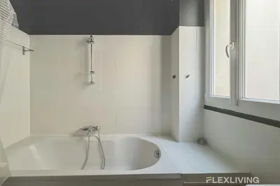 Salle de bains dans l'établissement Chambre Paris 10 - Bail mobilité