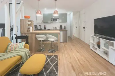 Cuisine ou kitchenette dans l'établissement Flexliving - T2 - Garibaldi