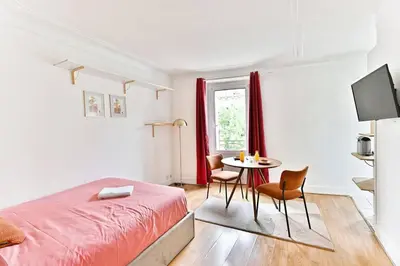 Plan de l'établissement Petit Studio Paris Voltaire Nation