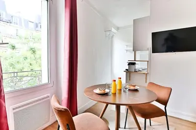 Plan de l'établissement Petit Studio Paris Voltaire Nation